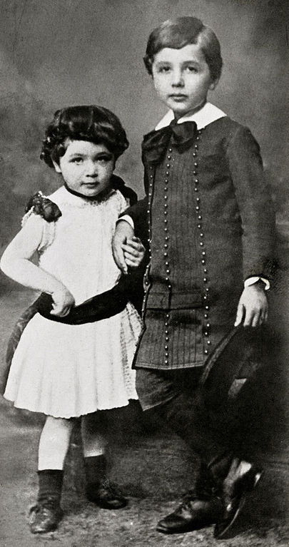 Maja_and_Albert_Einstein_c1886