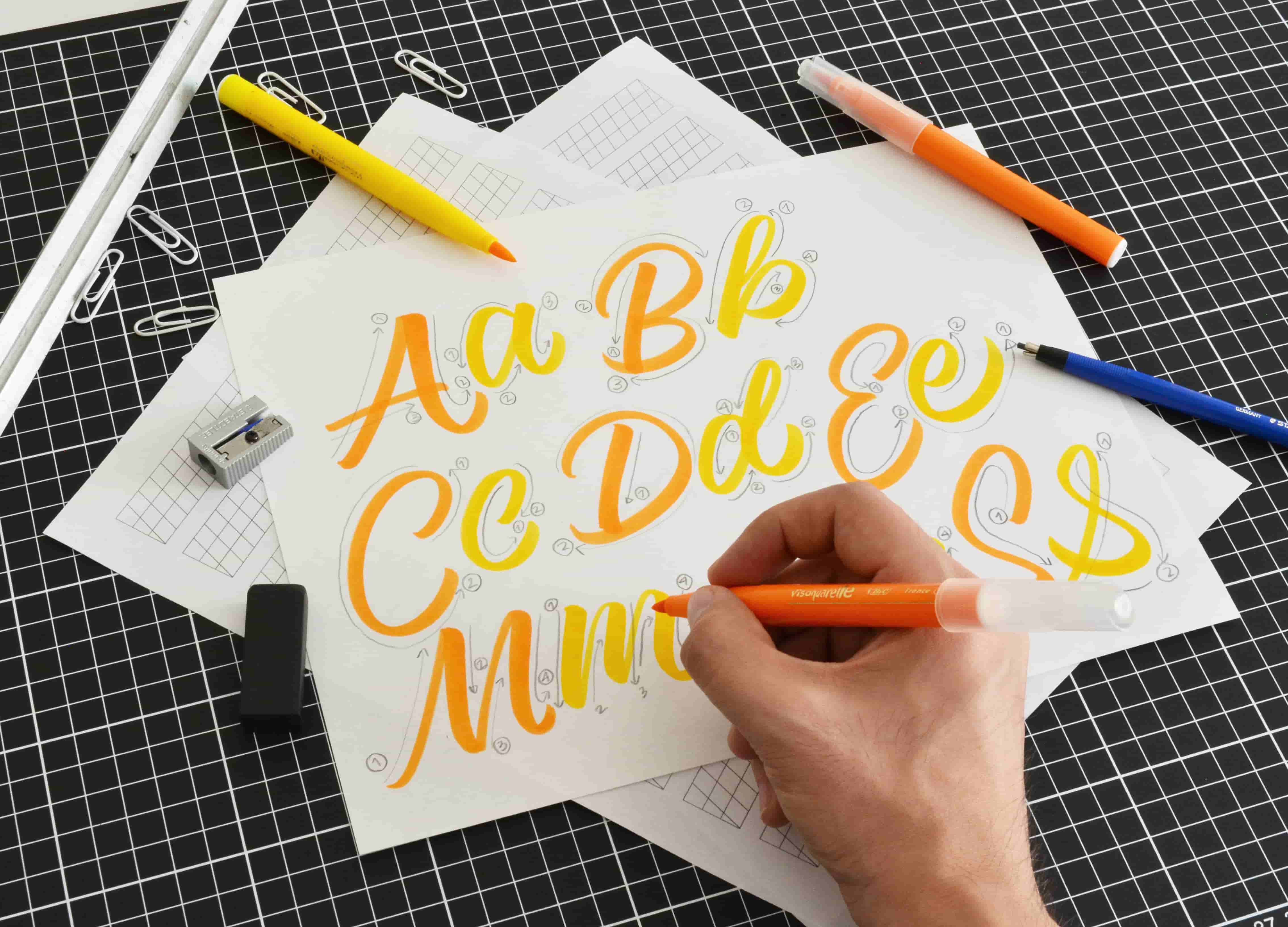 Hand Lettering for Beginners: 10 Pros to Follow Today!